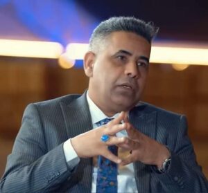 FB_IMG_1700294914983-300x279 إرفع رأسك إنت حرامي