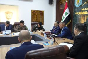 FB_IMG_1700304998775-300x200 في البصرة.. وزير الداخلية يترأس مؤتمراً موسعاً لمناقشة تعزيز أمن الحدود ومنع دخول المخدرات والمواد المهربة