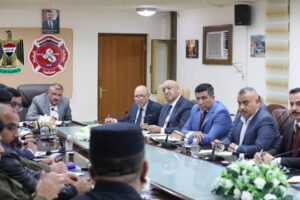 FB_IMG_1701071979027-300x200 وزير الداخلية : يناقش نسب أنجاز 100 مفرزة أنموذجية للدفاع المدني