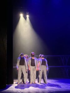 FB_IMG_1701772839841-225x300 نقيب الفنانين العراقيين يحضر عرض مسرحية طلقة الرحمة في قرطاج