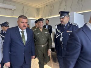 IMG-20231205-WA0104-300x225 وزيرا الداخلية والخارجية يفتتحان غرفة عمليات مشتركة وقسم الجواز الإلكتروني الدبلوماسي