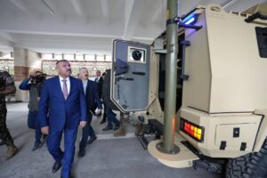 IMG-20231212-WA0013-300x200  وزارة الداخلية توقع عقدين مع هيئة التصنيع الحربي