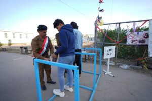 IMG_20231218_113759_206-300x200 بالصور: من أجواء انتخابات مجالس المحافظات في بغداد