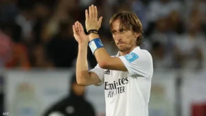 hihi2-2023-12-17_07-56-25_649686-300x169 تقدم العمر ينهي قصة مودريتش مع الريال