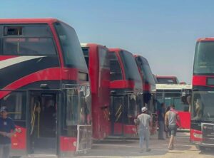 153012024_56546-300x222 تخصيص ٢٥٠ باصا لزائري الامام الكاظم "ع"