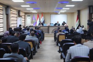 IMG_20240326_235416_405-300x201 حسين مؤنس يقيم ندوة  عن ( الآثار الاقتصادية المترتبة على تحقيق الاستقلال المالي في العراق )