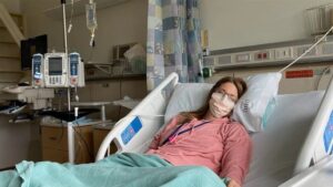 Doc-P-488620-638513485844355504-300x169 أصابها بإعاقة دائمة.. أمريكية ترفع دعوى ضد استرازينيكا بسبب لقاحها المضاد لكورونا