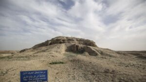 Doc-P-489623-638523881977252654-300x169 آثار المثنى "متاحة" للنهب.. 900 موقع أثري يحميها 80 حارسًا فقط!