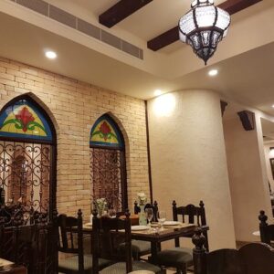 IMG_20240528_124946_778-300x300 احتلت واجهات الشوارع الراقية.. الرفاهية الاقتصادية تزيد رقعة المطاعم الفارهة في بغداد