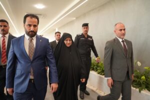 photo_2024-05-22_10-17-40-300x200 عاجل.. وزيرة الاتصالات تصل محافظة البصرة في زيارة تفقدية لمديرية واقسام الاتصالات والبريد في المحافظة .