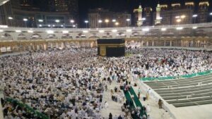 Doc-P-490401-638531821459680685-300x169 السعودية تصدر عقوبات جديدة بحق من ينقل مخالفي أنظمة الحج