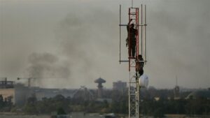 Doc-P-490803-638536088612692418-300x169 الاتصالات النيابية: شركات الهاتف النقال تحتكر العمل بخدمات رديئة للمواطن