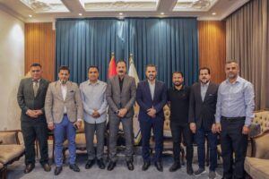 IMG_20240811_235529_499-300x200 رئيس حركة حقوق يلتقي نجوم الكرة العراقية