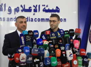 ضض-300x220 رئيس هيئة النزاهة الاتحاديَّة يشيد بدور الإعلام في التوعية بمخاطر الفساد والمخدرات على المجتمع