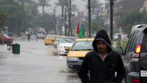 Doc-P-503704-638649994998828524-300x169 لا تغامروا بالتكييف وملابس الأطفال.. البرد يتعمق و"هجمة" مطريّة في الوسط والجنوب