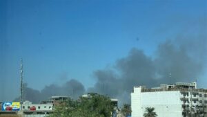 Doc-P-504462-638656211532089123-300x169 اندلاع حريق ضخم في شارع فلسطين شرقي بغداد