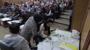 Doc-P-504526-638656926873189307-300x169 مجلس الخدمة يعلن توفر درجات وظيفية