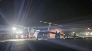 Doc-P-511178-638710505513946201-300x169 بعد كوريا وكازاخستان.. حادثة طائرة جديدة في كندا