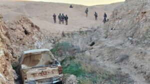 Doc-P-511906-638716977054140743-300x169 بالصور.. قوة امنية تفجر سيارة مفخخة غرب العراق