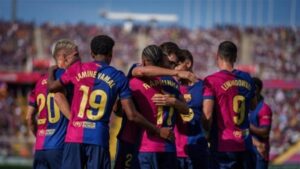 Doc-P-512586-638722643497127140-300x169 نجم برشلونة يؤدي مناسك العمرة قبل نهائي الريال