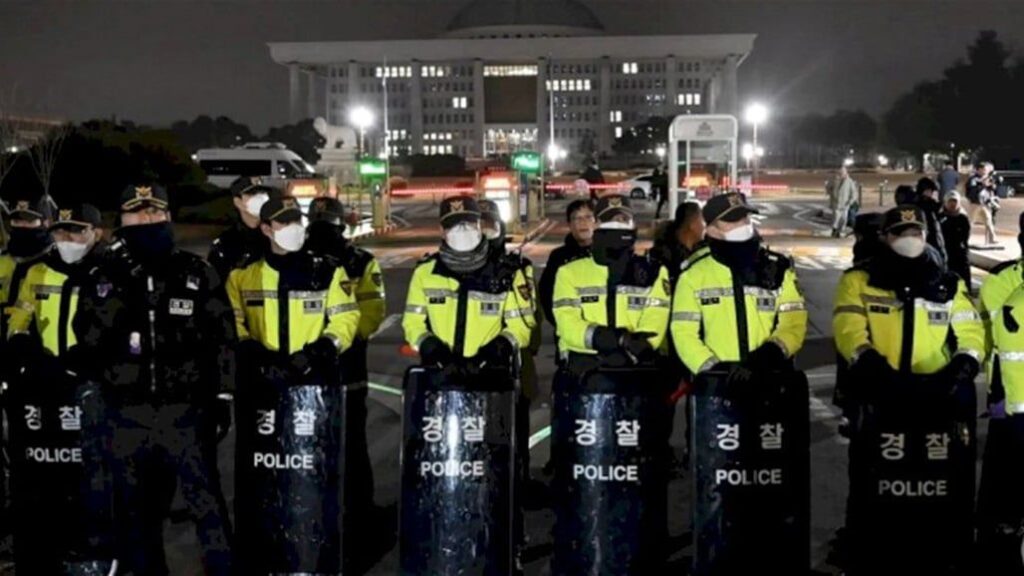 doc-p-512954-6387248659192654114719863738080552250-1024x576 محاولة جديدة لاعتقال الرئيس الكوري الجنوبي المعزول