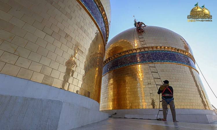 img_20250119_111424_3442722057313526833922 الصور.. تنظيف وجلي البلاطات الذهبية لقبتي الإمامين الجوادين (عليهم السلام) استعداداً لمراسيم استبدال الرايتين في ذكرى استشهاد الإمام موسى الكاظم (عليه السلام) في 25 من شهر رجب {الأحد المقبل}.
