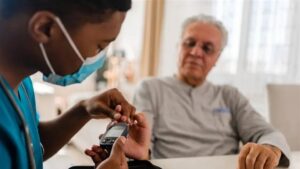 Doc-P-518066-638764943138797495-300x169 نصائح لمرضى السكري والضغط خلال رمضان