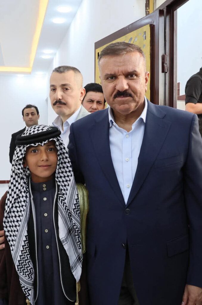 fb_img_17424087438844433292337216804184-678x1024 وزير الداخلية يفتتح جوال قائد قوات الحدود في منطقة القائم ويكرم المتميزين من الضباط والمنتسبي