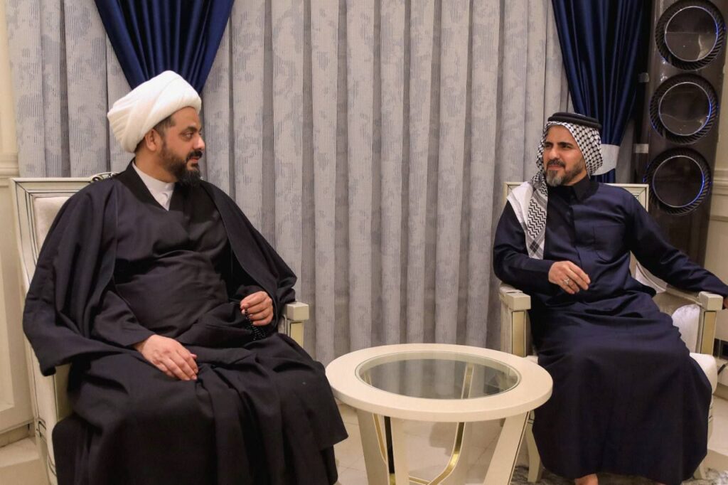 img_20250321_233616_5382197289092505780431-1024x682 استقبل رئيس حركة حقوق النائب  حسين مؤنس، عضو اللجنة المالية البرلمانية ، الامين العام لحركة عصائب أهل الحق، سماحة الشيخ قيس الخزعلي، في منزله بالعاصمة بغداد.