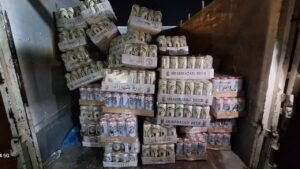 Doc-P-538626-638919577157860106-300x169 اغلاق منزل سكني في الخضراء يبيع المشروبات الكحولية