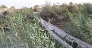 1757930448761-300x156 مجلس ذي قار يوجه بصيانة جسر المشاة في منطقة سكيوة