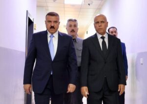 IMG_20250921_134810_290-300x212 وزير الداخلية يزور محكمة استئناف كركوك ويؤكد تكامل العمل بين القضاء والأجهزة الأمنية