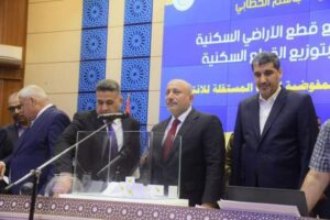img-20250928-wa00451846718921060880091-300x200 الخطابي محافظ كربلاء المقدسة ينصف الشرائح المستحقة لقطع الاراضي السكنية