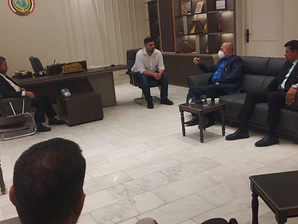 fb_img_17618195958422803539115663410021-1024x768 بتوجيه من السيد محافظ كربلاء المقدسة المهندس د نصيف الخطابي زار السيد مستشار السيد المحافظ لشؤون الشهداء والسجناء السياسيين اليوم مديرية شهداء كربلاء المقدسة