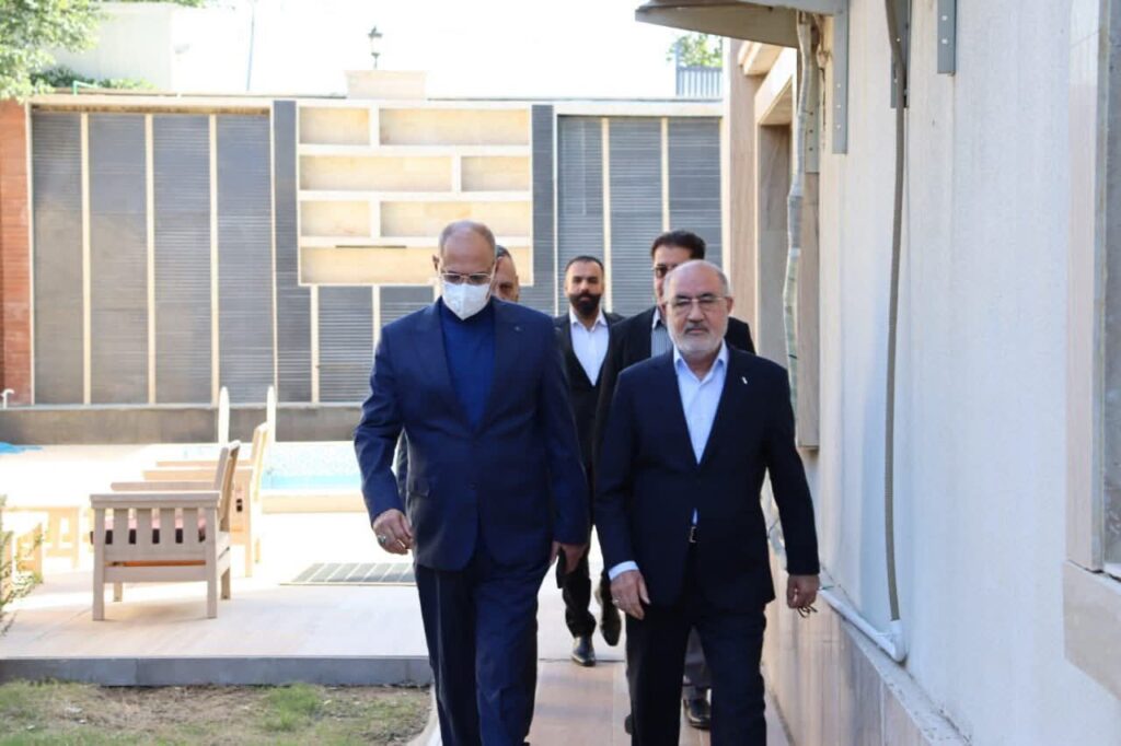 fb_img_17635549350993884844815278864537-1024x682 التقى السيد امين عام الانتفاضة الشعبانية واعضاء المكتب السياسي اليوم مع الاخوة رئيس واعضاء المكتب السياسي لكتلة صادقون